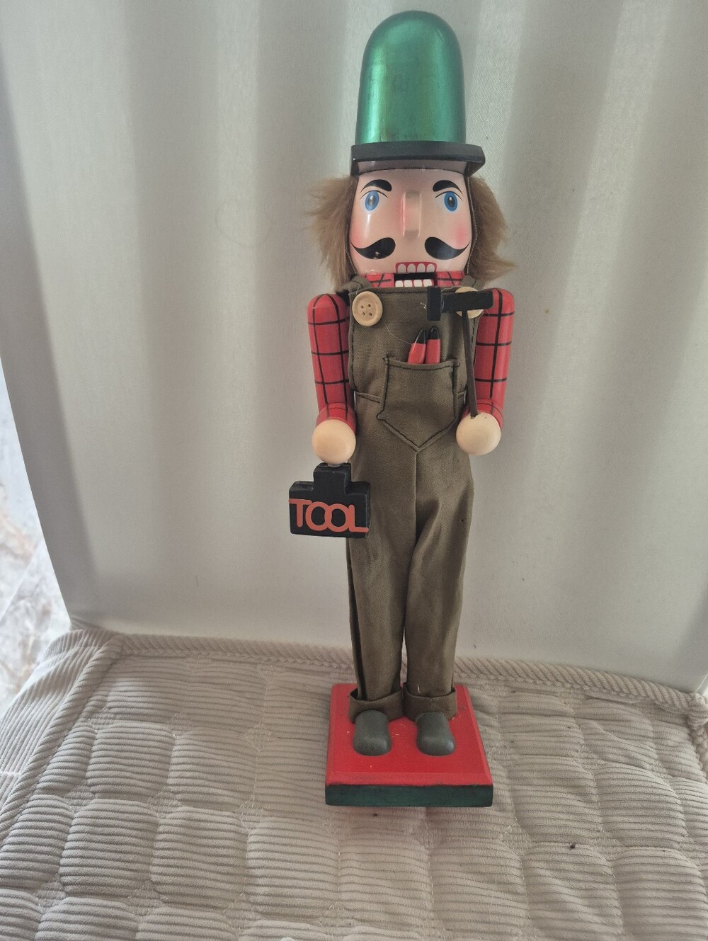 Handcrafted Green-Helmet Nutcracker Toolman - Decorative Home Accent